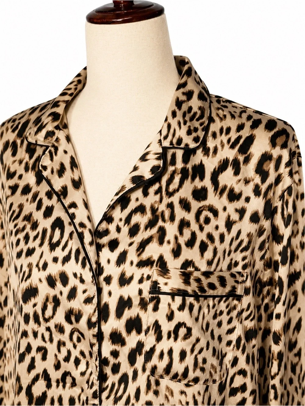 Victoria's Secret silky leopard print pajama top. M